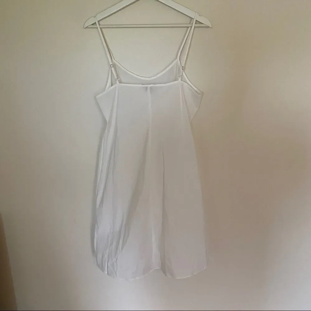 Nanette Lepore white slip size 8 NWOT